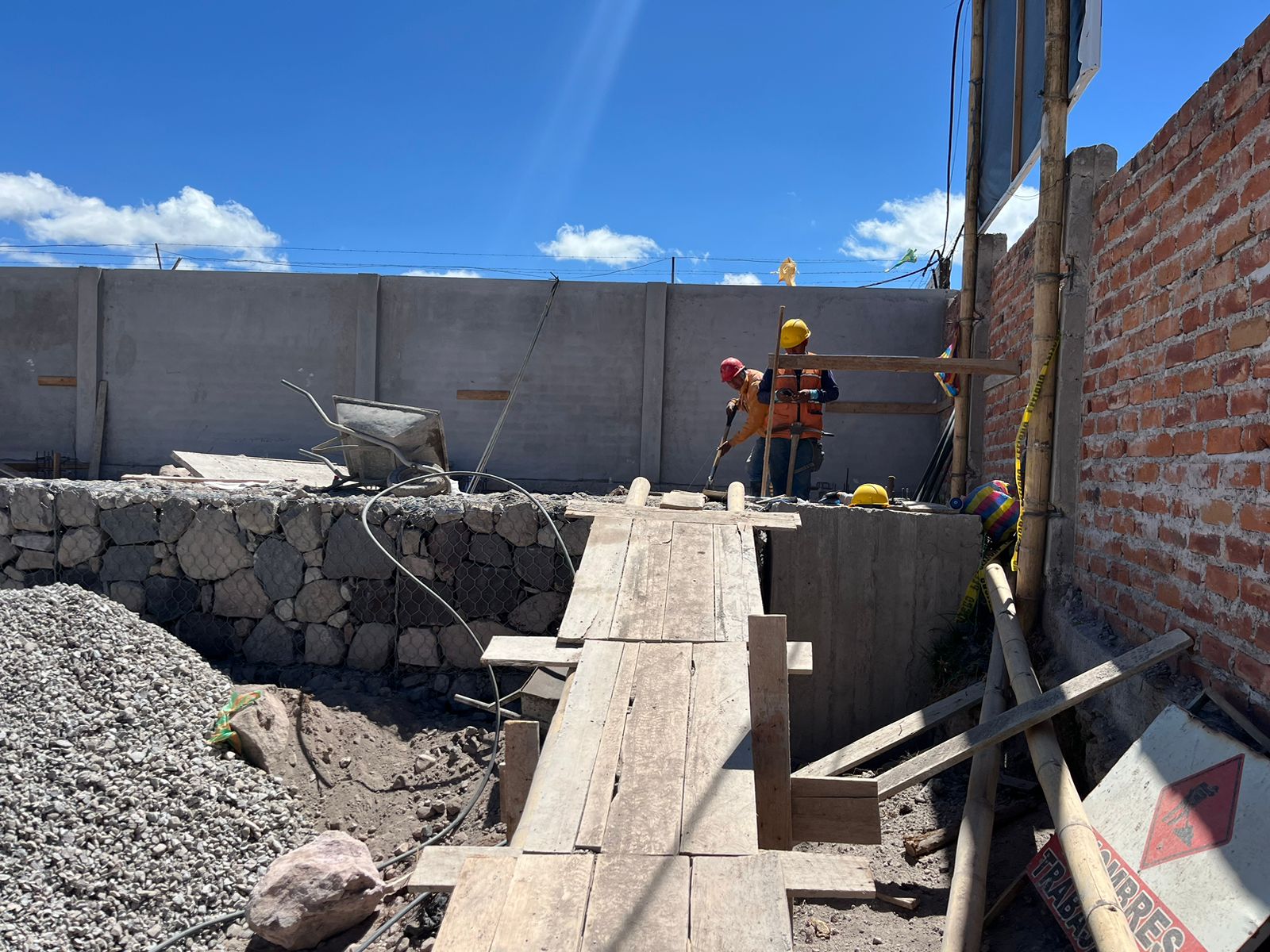 Centro Municipal de Prevención de Enfermedades Crónicas, Catastróficas y Discapacidades con el 30% de avance de construcción
