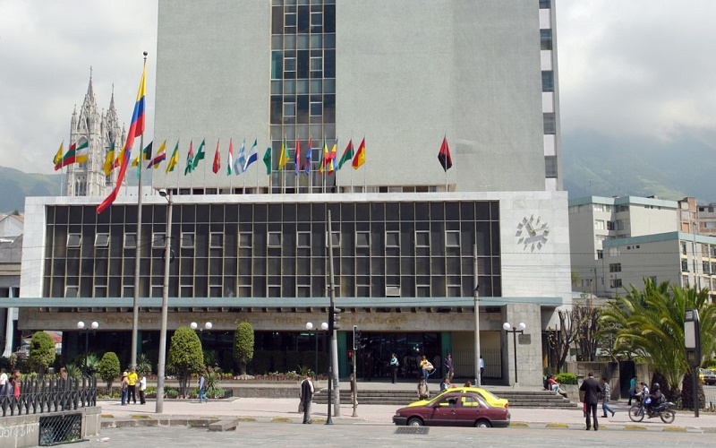 Ecuador solo crecerá un 1,5% este año, según el Banco Central