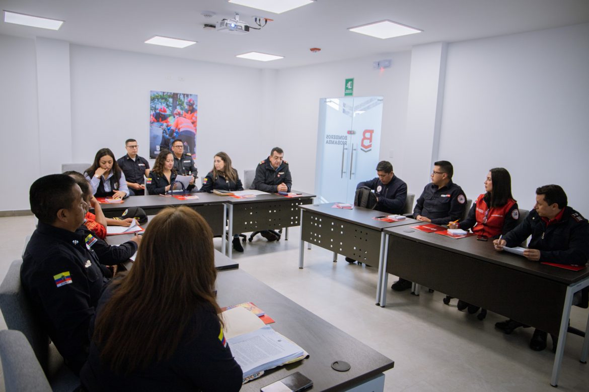 Bomberos de Chimborazo consolidan mancomunidad