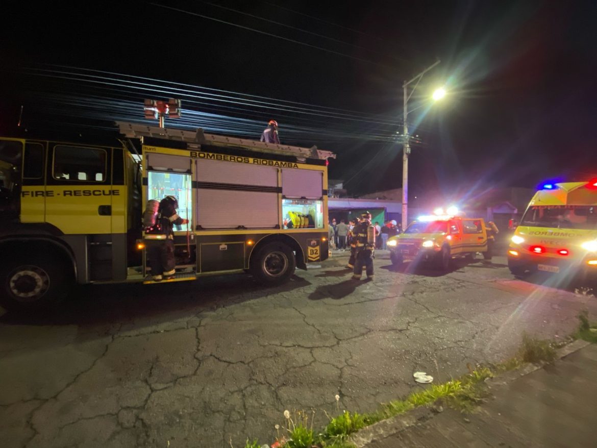 Cuerpo de Bomberos de Riobamba Sofocó Incendio