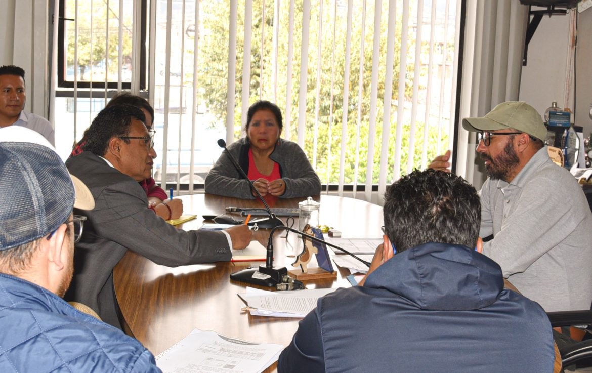 LA EP- EMAPAR y el GAD Municipal de Guano trabajan en conjunto para solucionar descargas clandestinas en la quebrada las abras