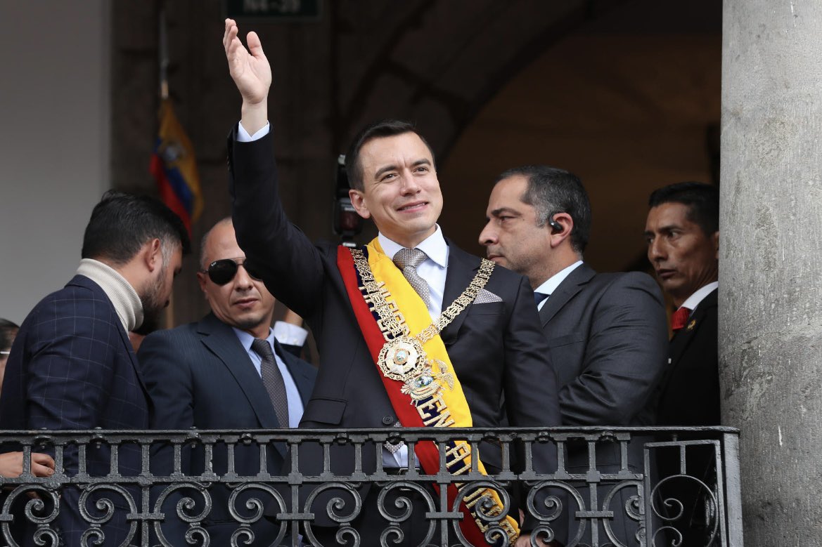 NOBOA DESTACA LOGROS DE SU GOBIERNO Y RECOMIENDA A GODOY QUE RENUNCIE