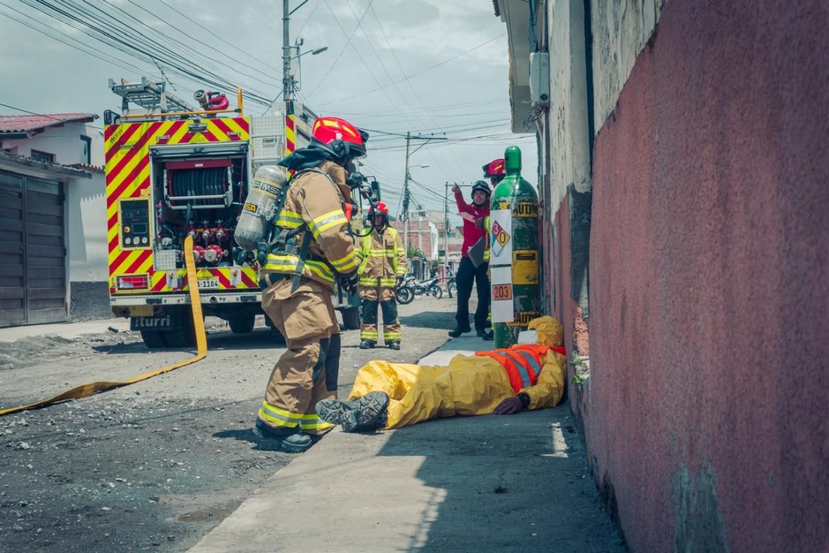 Cuerpo de Bomberos de Riobamba realizaró simulacro