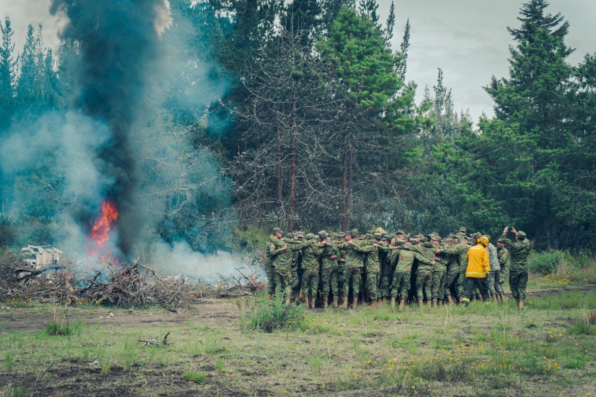 Bomberos  de Riobamba fortalece capacidades para el combate de incendios forestales