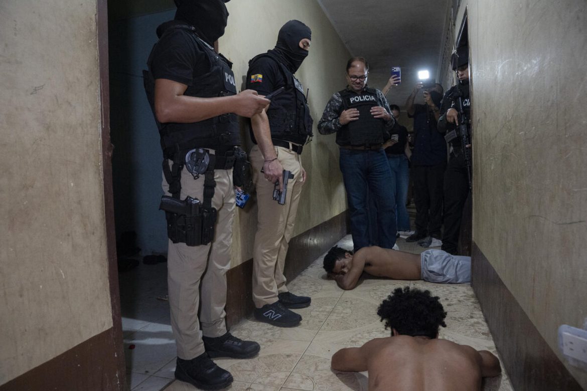 Tercer día del toque de queda: más de 180 detenidos, 16 sicariatos en todo el país